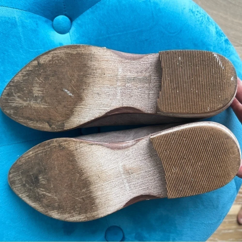 Free People Royale Flat Taupe Brown Leather Slip On Made Spain Sz 37 US 7
